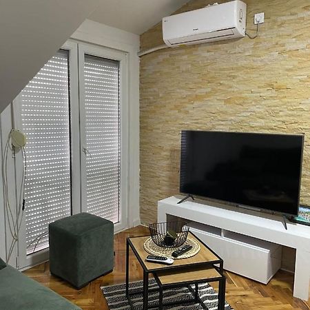 Stan Centar Ns Apartment Novi Sad Exterior photo